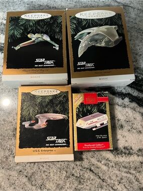 Star Trek Hallmark Keepsake Magic Light-up Ornaments Lot of 4 Voyager Enterprise